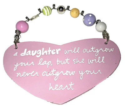 Placa de pared de cerámica Love Heart en polvo rosa Sandra Magsamen escalones Foto 1 de 4