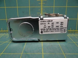 Emerson AMG Solenoid Coil 057341 24 Volt 50/60 Hz 12 Watts - Picture 1 of 5