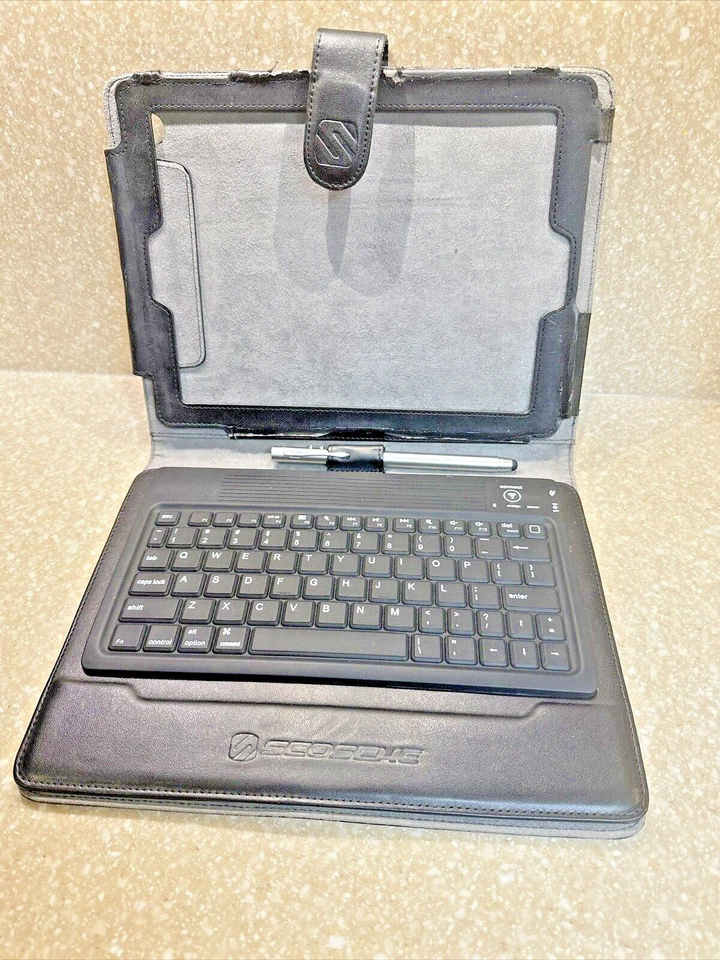 Scosche keyPAD Bluetooth Teclado Inalámbrico y Funda Folio para iPad y iPad2 (IPD Foto 1 de 4