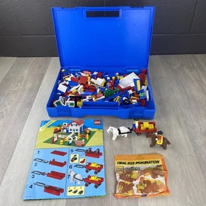 Vintage LEGO Town Stable 6379 - W/ 1985 Blue Carrying Case and 1603 - Incomplete - Picture 1 of 21