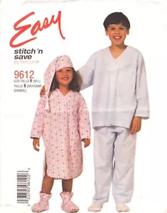 Stitch 'N Save 9612~Childrens Unisex Nightshirt-Pajamas-Hat and Bootees Med-Lg - Picture 1 of 4