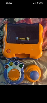 Vtech V. Smile TV Learning System with controller - Image 1 of 4
