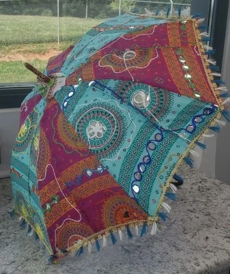 Embroidery Work Photoshoot, Wedding , Event, Beach jaipuri Decoration Umbrella. - Imagem 1 de 4