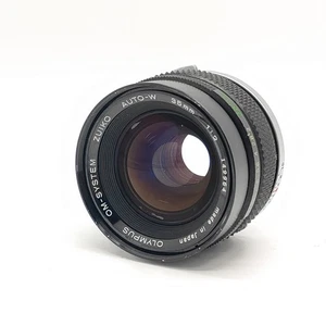 Olympus OM-System Zuiko Auto-W 35mm f2 Gran Angular SLR MF Lente hecho en JAPÓN - Imagen 1 de 9