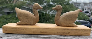HOLZSCHNITZEREI BABY ENTEN ODER SCHWÄNE EICHE SIGNIERT   - Bild 1 von 11