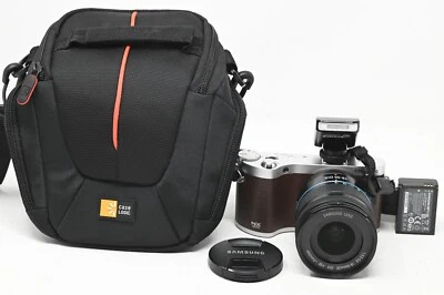 Cámara digital Samsung NX NX300 20,3 mega píxeles - marrón con lente de 18-55 mm + estuche + flash Foto 1 de 4