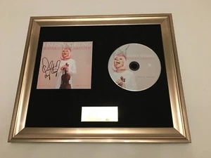SIGNIERT/AUTOGRAPHIERT LINDSEY STIRLING WÄRMER IM WINTER GERAHMTE CD PRÄSENTATION - Bild 1 von 3