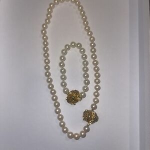 Vintage  Pearl Necklace & Bracelet Lion Head
