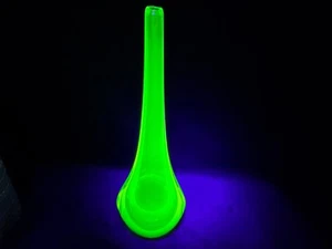 Uranium Glass Murano Vaseline Tall Vase Emerald Green & Vaseline Glows VIntage - Picture 1 of 18