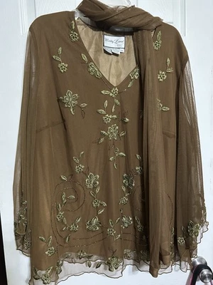 Blusa floral para mujer Misty Lane talla 20 marrón transparente bordada salvia. Foto 1 de 4