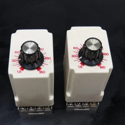 Dayton 6X604C Solid State Time Delay Relay 1.8-180 Sec. & Socket Base Lot Of 2 - Image 1 of 4