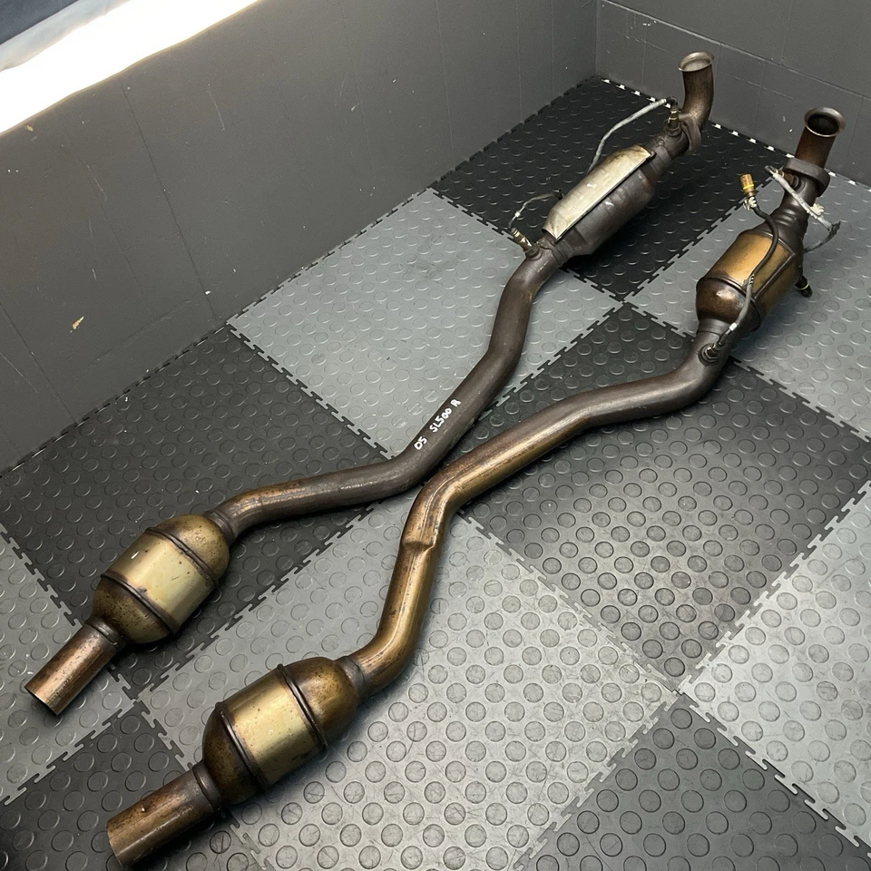 2003-2006 Mercedes SL500 Exhaust Catalytic Converter Pair Set W/ O2 Sensors OEM Foto 1 de 4