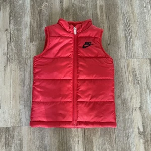 Nike Kids Puffer Vest Red Black Logo Medium Size 6 - Picture 1 of 3