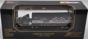 VINTAGE 1:87 SCALE RACING CHAMPIONS DALE EARNHARDT ENASCAR TEAM HAULER - Picture 1 of 9