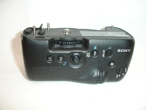 Sony VG-C99AM Vertical Grip for SLT-A99V, A99 - Picture 1 of 9