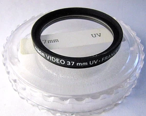 37mm Cokin Camera Lens Filter UV Circular Threaded Mint w/ Case - Picture 1 of 2
