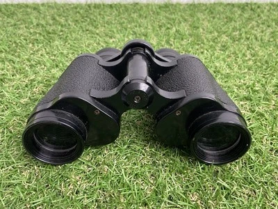 TASCO 8X 30 BINOCULARS MODEL 15 FIELD 393ft@ 1000yds (C23) - Image 1 of 4