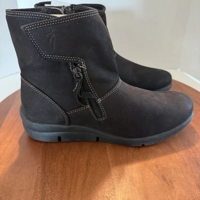 Dromedaris Vida Boots Black , NIB, Women's Size 41 Non-Slip Made in Portugal - Image 1 of 4