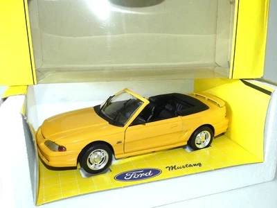 FORD MUSTANG GT Jaune JOUEF EVOLUTION 1:18  - Photo 1/3