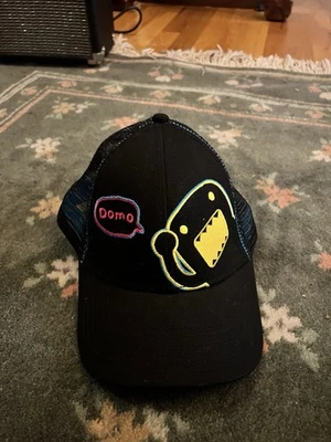 Raro Sombrero Domo Y2K 2000s Emo Grunge Patinador Escena Impresionante Negro y Azul Foto 1 de 3