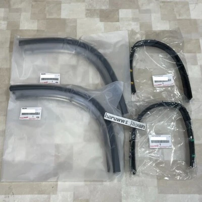 OEM TOYOTA 00-07 MR-S MR2 SPYDER ZZW30 for Soft Top Weatherstrip Moulding NEW - Image 1 of 4