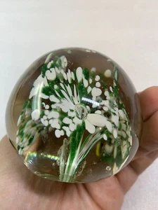 Vintage Paperweight Art Glass White Green Flower Round Paperweight - Picture 1 of 12