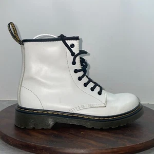 Dr Doc Martens 1460 J White Leather Combat Boots Kids Size 3 High Comfort - Picture 1 of 11