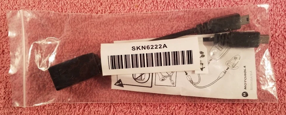 Adaptador Motorola SKN6222A Mini Bluetooth USB Y Foto 1 de 3