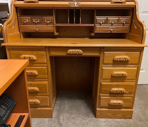 Classic EAGLE IND SOLID OAK ROLL TOP LOCKING DESK Cover