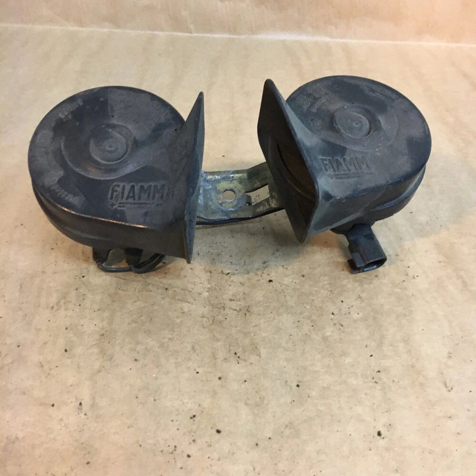 OEM Land Rover Jaguar Volvo Saab Romeo автомобильный автомобиль высокий/низкий гудок пара Fiamm AM80S - Изображение 1 из 4