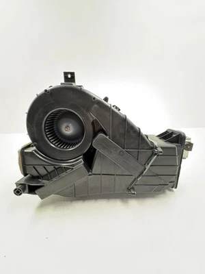 Задний теплонагреватель вентиляция ОВКВ 2016-2020 Tesla Model X 1023883-00-J - Изображение 1 из 4