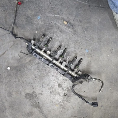 Ford Fusion Milan 2006-2009 Lincoln Zephyr 3,0 L riel de combustible con inyectores OEM Foto 1 de 3