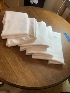 Runde weiße Tischdecken in Restaurantqualität - Bild 1 von 4