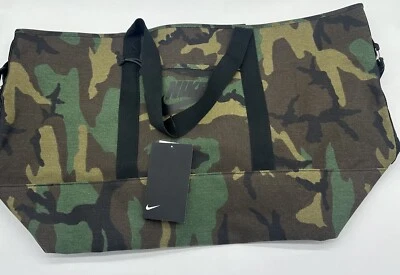 Bolso de Mano Nike Morris Camuflaje Iguana/Negro Camuflaje PB0363-210 ¡Nuevo! Foto 1 de 4