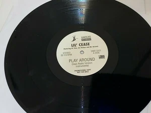 LIL' CEASE - PLAY AROUND - UNDEAS 2501 - PROMO RADIO VERSION - VINYL LP - Imagen 1 de 2
