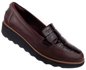Clarks Collection Womens Slip On Loafer Size 10M Burgundy Leather Sharon Gracie - Picture 1 of 11