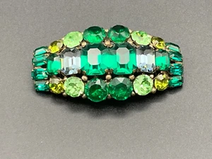 ANTIQUE MADE IN FRANCE BROOCH w/ GREEN RHINESTONES (L298) - Picture 1 of 4