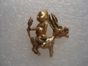 Billiken Royal Jesters 54 Kansas City Anstecknadel Hodja reitender Esel rückwärts Vintage - Bild 1 von 9