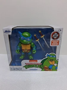 TMNT Teenage Mutant Ninja Turtles LEONARDO 4" Prime METALFIGS Jada pressofuso NUOVO - Foto 1 di 6