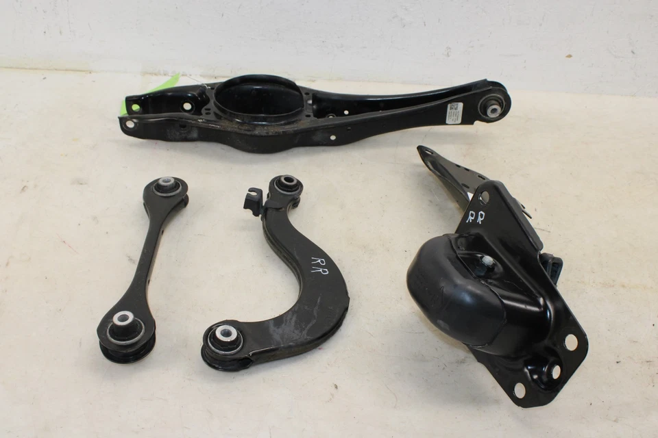 2015-2021 Volkswagen GTI Rear Right Control Arm Set OEM MH58 - Image 1 of 4