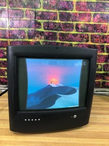 Dell E771MM 17" CRT VGA Computer Monitor 1280 x 1024 @ 60Hz Retro Gaming - Picture 1 of 12
