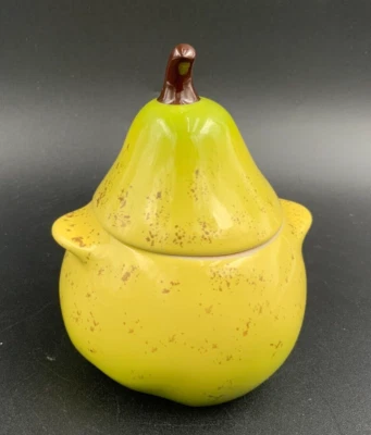 Le Creuset Yellow Petite Pear Stoneware Fruit Casserole Cocotte MINT Not Used - Image 1 of 4