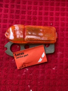 NOS Lucas front left amber marker light with gaset and original screw. - Picture 1 of 1
