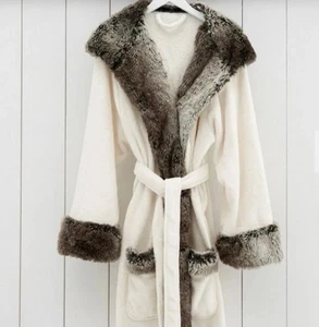 POTTERY BARN Faux Fur Gray Ombre Robe S Hooded Plush Cozycore Lounge Soft Fleece - Picture 1 of 10