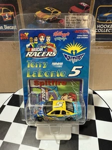 Terry Labonte #5 Kellogg’s Nascar Racers 1999 ACTION 1/64 Nascar Diecast - Picture 1 of 4