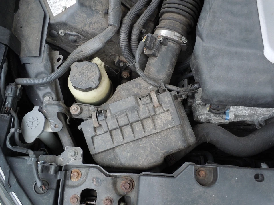 Infiniti EX35 2008-2010 purificador de aire carcasa pasajero derecho derecho OEM VQ35HR Foto 1 de 1