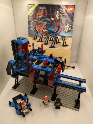 Lego Space Police: Lock-Up Isolation Base (6955) mit Anleitung - Bild 1 von 4