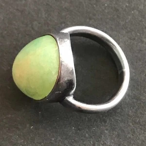 *Vintage Sterling Silver Jade Pinky Ring Size 3 - Picture 1 of 6