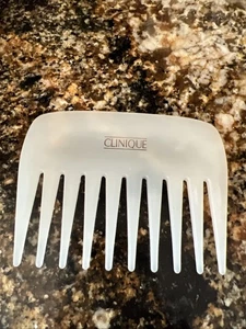 Vtg CLINIQUE Detangling Teasing Comb Hair Pick Ivory White Silver Letters 3.75" - Picture 1 of 2