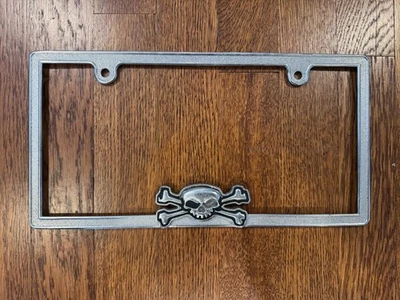 VINTAGE SKULL  & CROSSBONES LICENSE PLATE FRAME - Hot Rod, Rat Rod, TROG - Image 1 of 4
